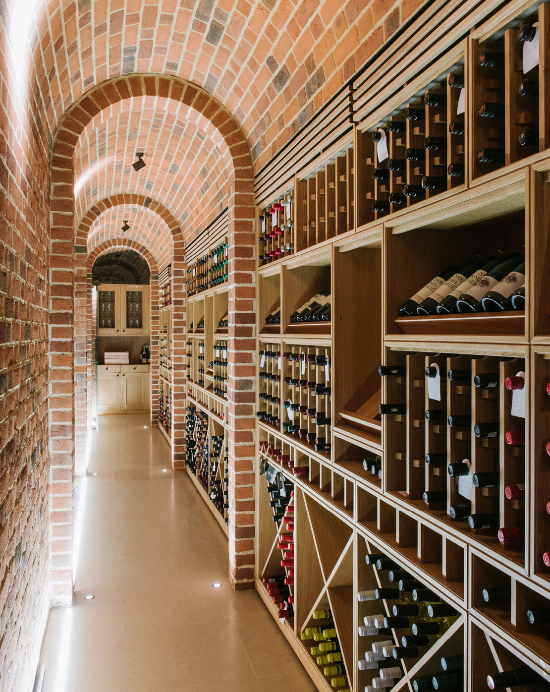 M036 Menu Overview Cellar